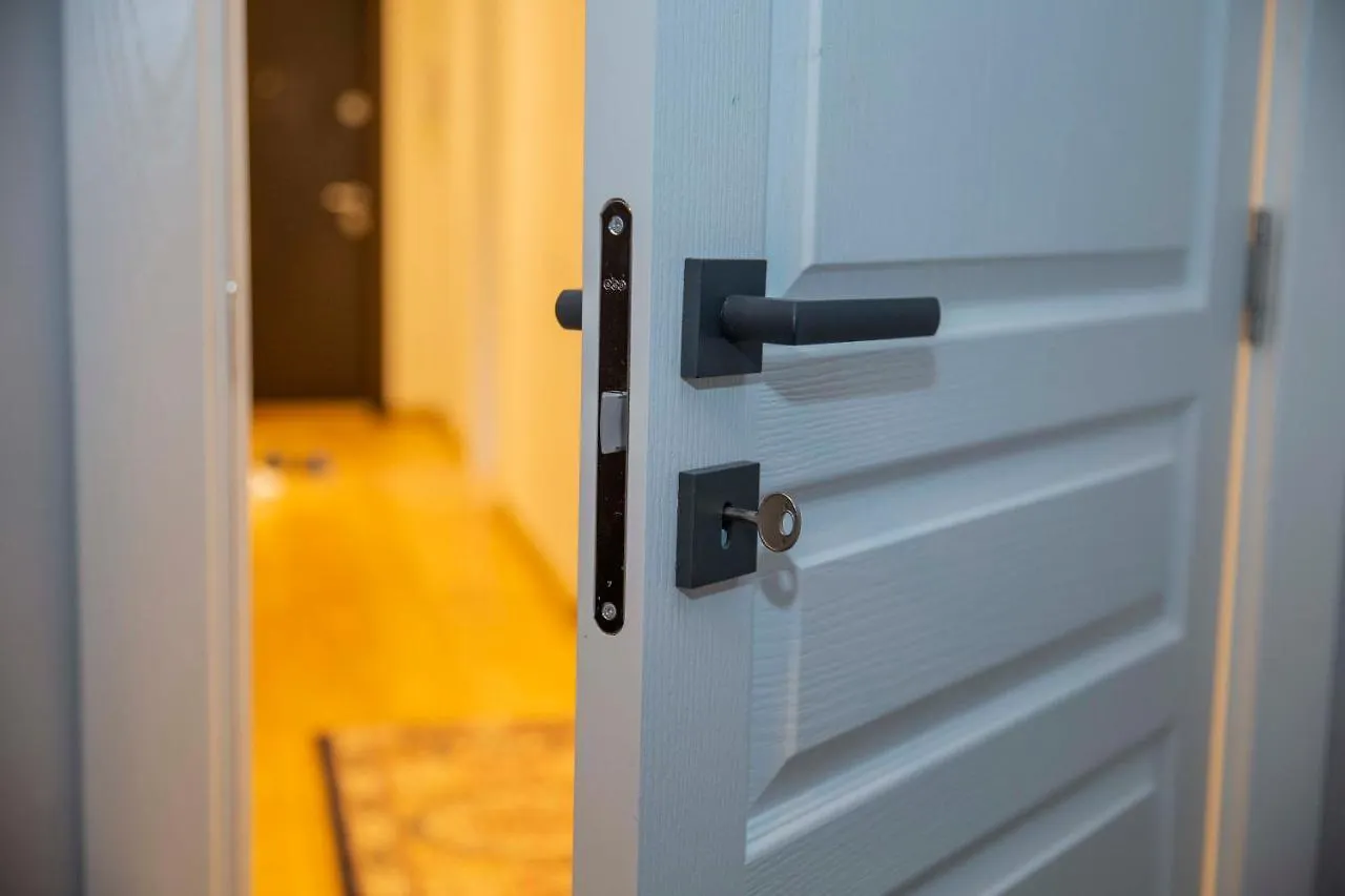 Central Sofia 3-Bedroom Apartment - Urban Art Gallery - Free Parking! Bulharsko